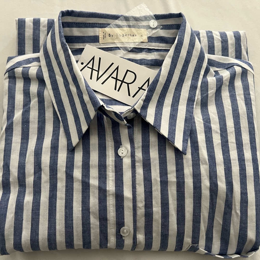 AVARA BY TOGETHER BUTTON DOWN SHIRT FRANCES TOP SIZE MEDIUM NWT $74